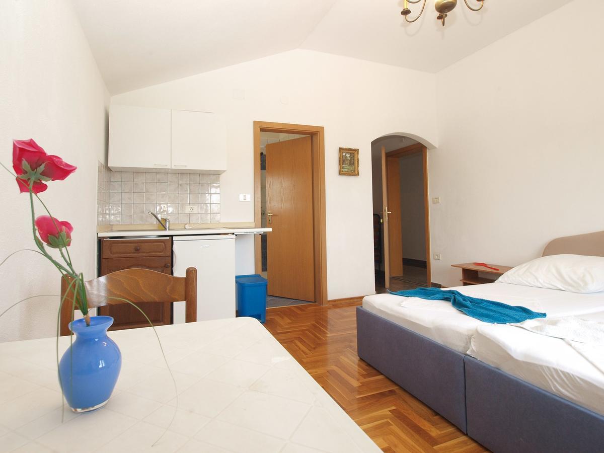 Apartments Anto 1598 Fažana Εξωτερικό φωτογραφία
